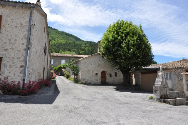 Châteauneuf-Miravail